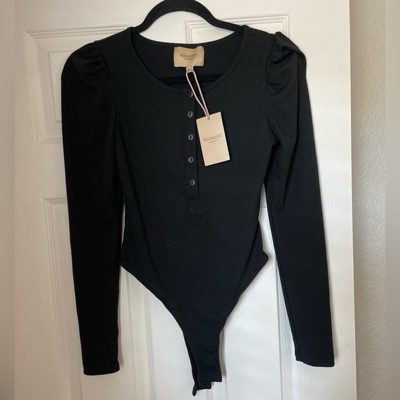 Foundist Tops - Foundist LA Black Ribbed Long Sleeve Bodysuit